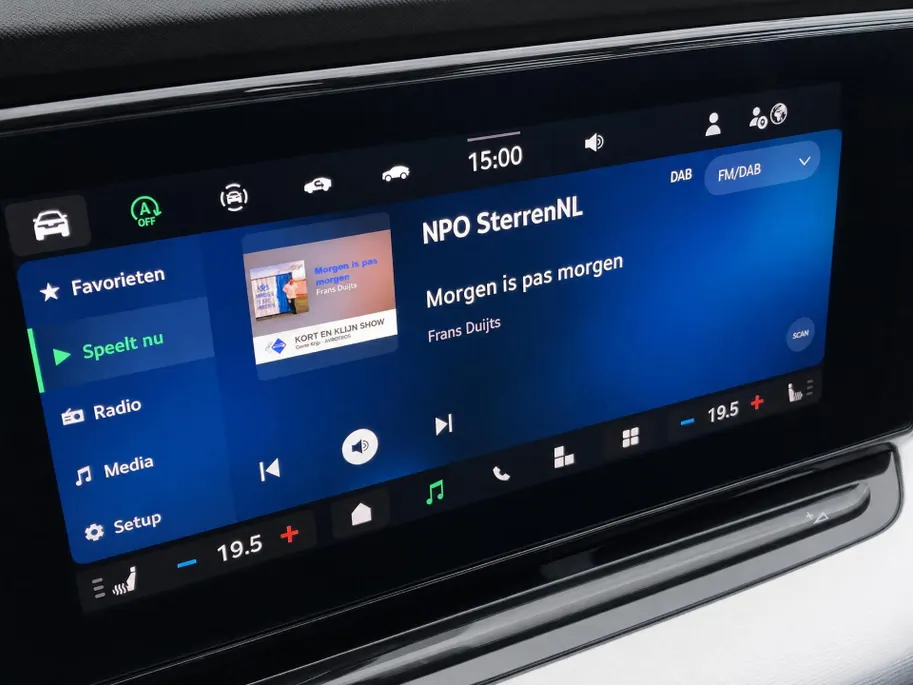 Škoda Octavia Combi 1.5TSI/115PK FL Selection · Apple/Android Car Play · Parkeersensoren · Stoelverwarming · Garantie t/m 04-12-2028 of 120000km.