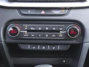 Kia Ceed Sportswagon 1.5 T-GDi DynamicPlusLine | Stoel- & stuurverwarming | Camera | Clima | Cruise adapt. | LED | Navi | Elek. achterklep | 16' LM |