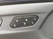 Kia EV5 GT-PlusLine 81.4 kWh Auto is verkocht | Warmtepomp | Massagefunctie | Harman/Kardon audio-installatie | Dodehoekcamera | 360 camera | Glazen schuif-/kanteldak | Memory seats | Elektrisch bedienbare achterklep