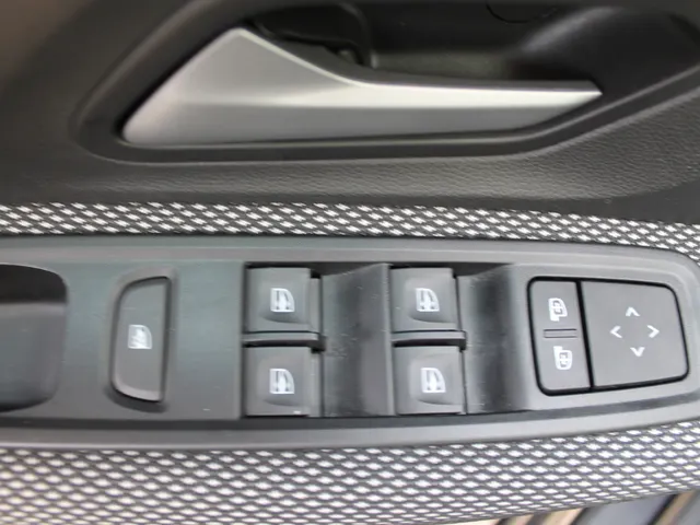 Dacia Sandero 1.0 TCe 100 ECO-G Journey | pack comfort | pack media NAV