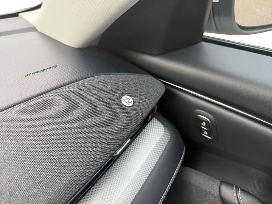Ford Mustang Mach-E Mach-E | Panoramadak | 360 ° camera | Dodehoekdetectie | Winter Pack | Volledig Leder Bekleed |