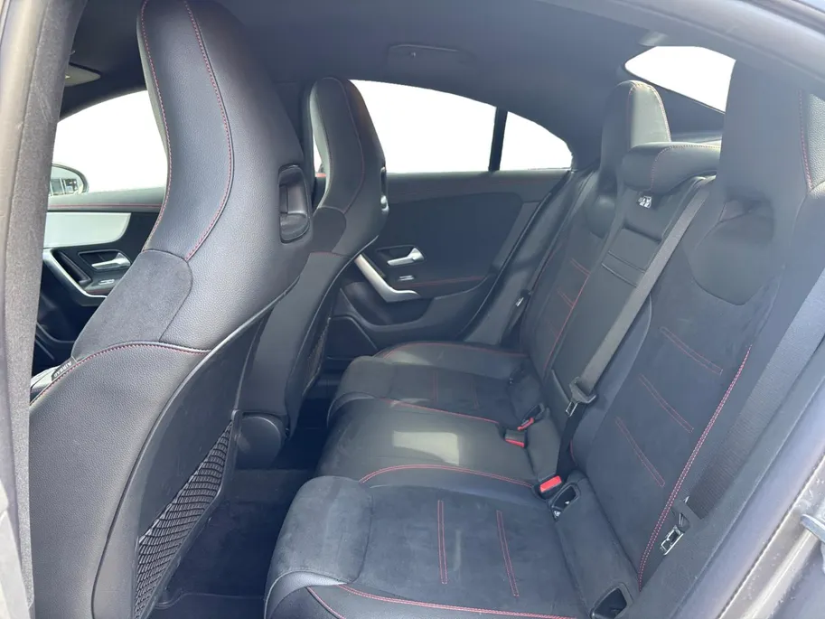 Mercedes-Benz CLA 250 e AMG Line | Adapt. Cruise Control | Rondomzicht camera | Apple Carplay/Android Auto | 18' inch velgen |