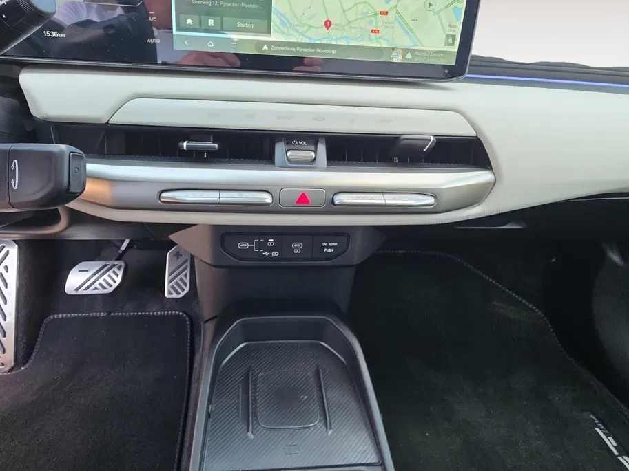 Kia EV4 GT-Line Business Edition 81.4 kWh | Keyless | Adaptive cruise control | Stoel + Stuur verwarming | Navigatie | Apple Carplay/Android Auto