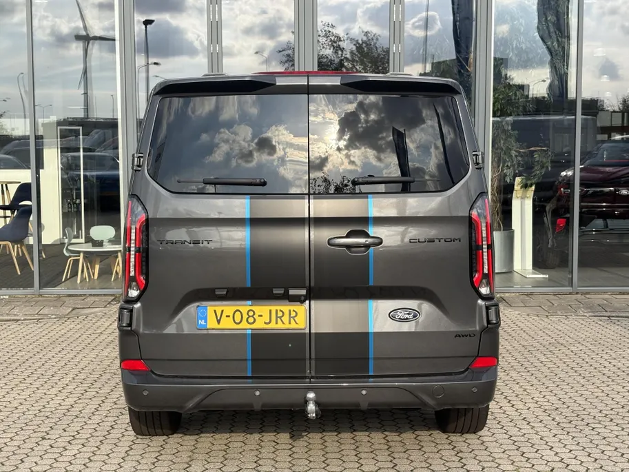 Ford Transit Custom 320 2.0 TDCI L1H1 Sport DC AWD | trekhaak | dubbele elektrische schuifdeuren | 360 camera