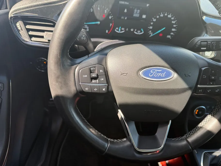 Ford Fiesta 1.0 EcoBoost Hybrid Titanium | Winter Pakket | Apple Carplay & Android Auto | Parkeersensoren achter | Climate Control |
