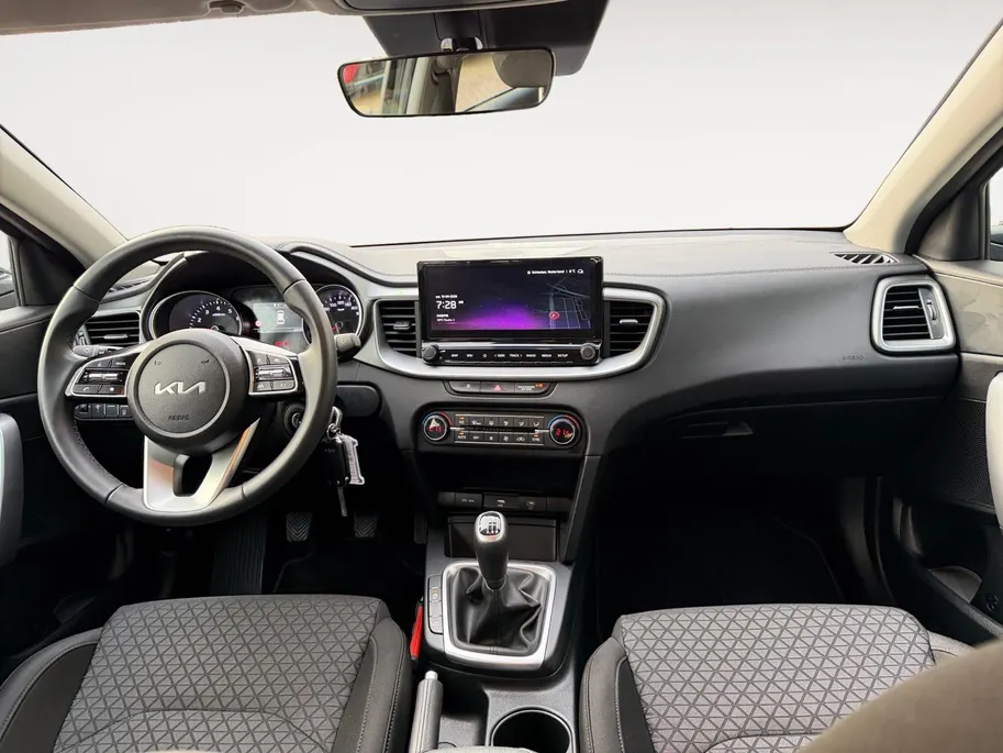 Kia Ceed Sportswagon 1.0 T-GDi ComfortLine Navigatie | Achteruitrijcamera | Climate control | Resterende fabrieksgarantie |