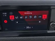 Volkswagen Golf 1.5eTSI/150PK R-Line · Apple/Android Car Play · 17'' Velgen ·  Rijprofielkeuze · LED