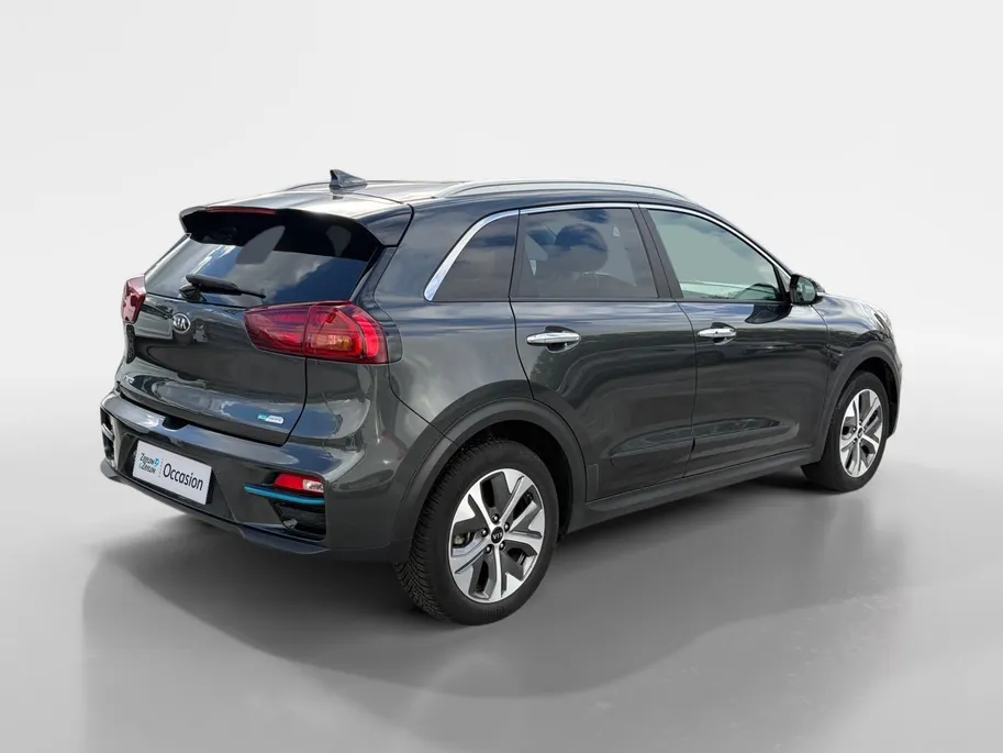 Kia e-Niro DynamicPlusLine 64 kWh | *1E EIGENAAR | FABRIEKSGARANTIE | SCHUIF- KANTELDAK | APPLE CARPLAY/ ANDROID AUTO | NAVI | CAMERA | STUUR/ STOELVERWARMING | STOF/ LEDER | ETC…
