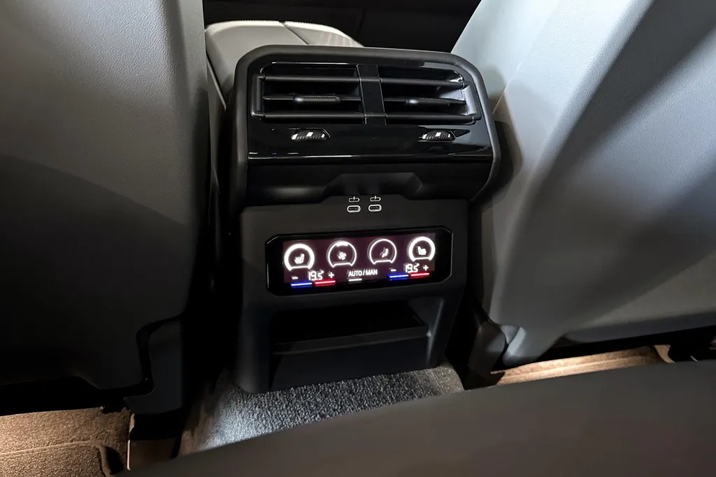 BMW i5 Sedan M60 xDrive 84 kWh