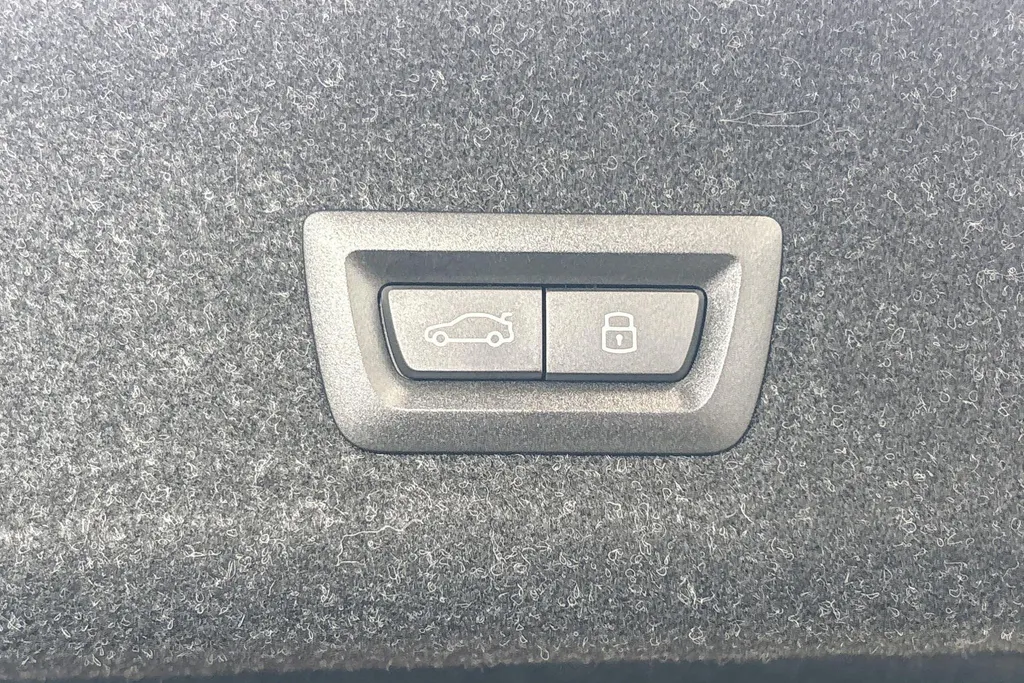 BMW 3 Serie Sedan 330e M Sportpakket