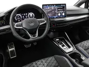 Volkswagen Golf variant R-Line Edition 1.5 eTSI 150 pk 7 versn. DSG · Assistance Pakket Plus · Panoramaschuif-kanteldak · Trekhaak inklapbaar, met elektrische ontgrendeling · Prijs is inclusief inruilpremie · MEGA SALE