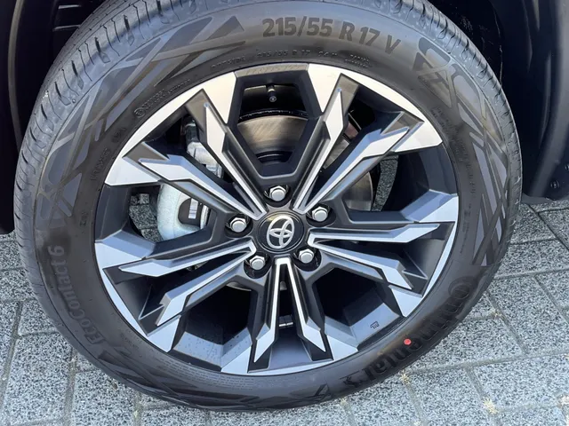 Toyota Yaris Cross 1.5 Hybrid 130 First Edition | Comfort Pack