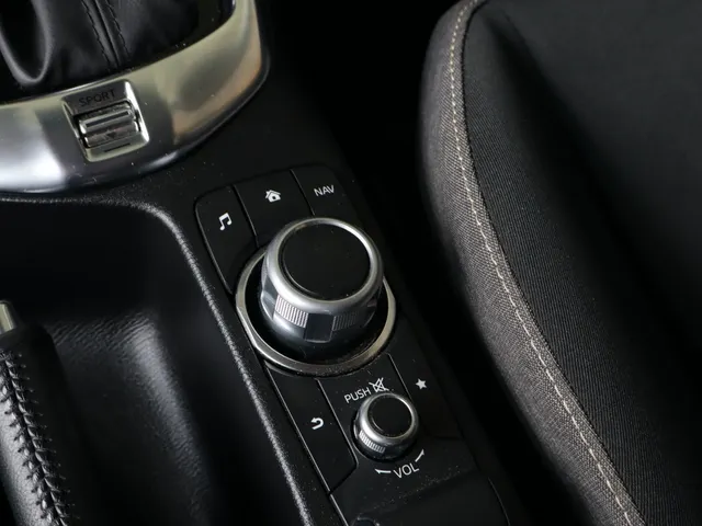Mazda 2 1.5 SA-G Centre-Line | automaat | Airco
