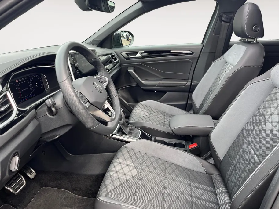 Volkswagen T-Roc 1.5 TSI R-Line Edition | Panoramadak | Parkeercamera | Adaptieve Cruise Control