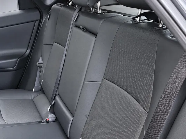 Toyota bZ4X Premium 4WD 71 kWh | Panoramadak | JBL