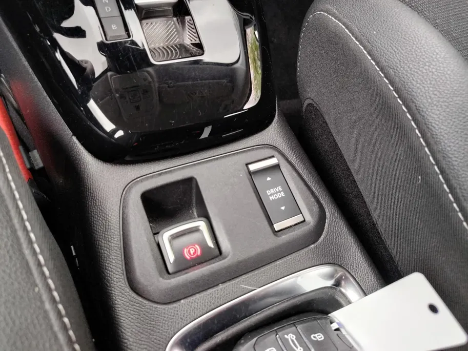 Opel Corsa-e Level 3 50 kWh | Stoelverwarming | Climate Control | | Incl. 12 maanden garantie, APK, Onderhoudsbeurt etc. Premiumpakket gratis! |
