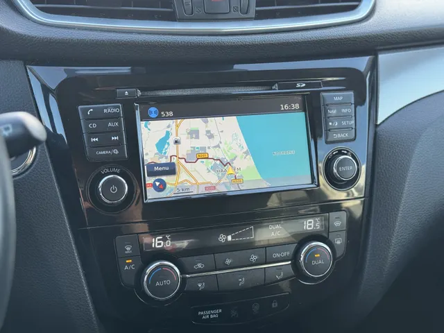 Nissan QASHQAI 1.6 Tekna Design