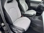 SEAT Ibiza 1.0 EcoTSI FR Business Connect handgeschakeld | navigatiepakket | metallic Lak | 3000,- inruilvoordeel!!