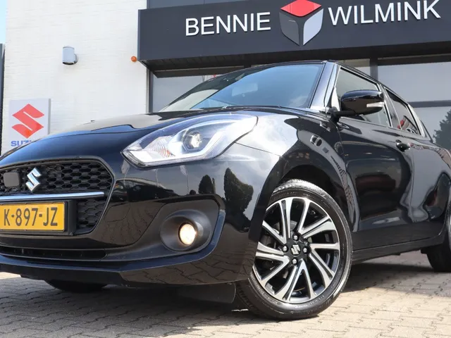 Suzuki Swift 1.2 Style Smart Hybrid AdaptiveCruise | Carplay | Keyless VERKOCHT