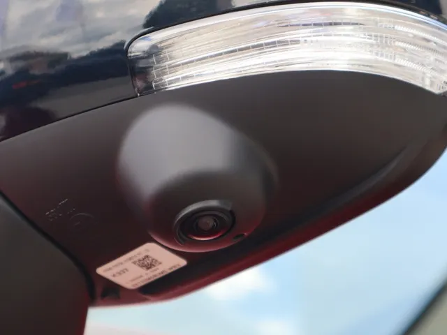 Toyota Urban Cruiser Executive 61 kWh | Panoramdak | 360 Camera | Stuur/Stoel Verwarming |