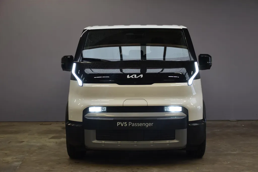 Kia PV5 Passenger 71,2 kWh Elite Executive NIEUW