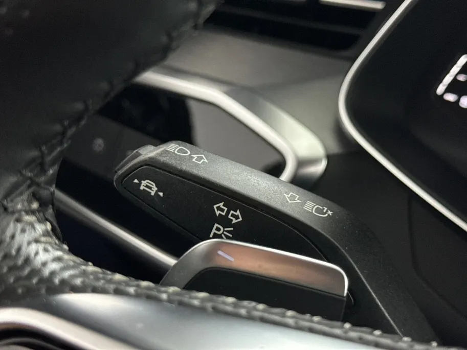 Audi A6 Avant 45 TFSI S-Line DSG Automaat | 245 PK | 2 X S-Line | Audi Sport Wielen
