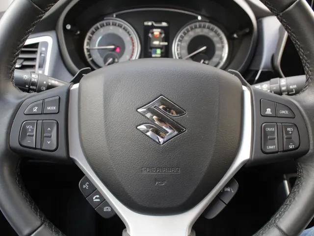 Suzuki S-Cross 1.4 Boosterjet Style Smart Hybrid | Navi | Leder | Adap. Cruise | Lm-Velgen