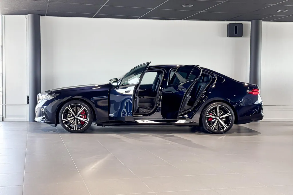 BMW i5 Sedan eDrive40 M Sport Edition 84 kWh