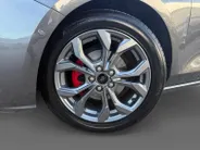 Ford Focus Wagon 1.0 EcoBoost Hybrid ST Line X | NL Auto | Volledig dealeronderhouden | Winter Pack | Driver Assistance Pack | Apple Carplay & Android Auto |