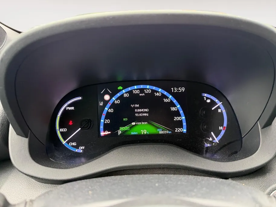 Toyota Yaris Cross 1.5 Hybrid Dynamic | Cruise control | Climate control | LM-Velgen