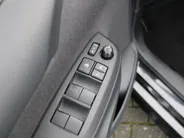 Mazda 2 Hybrid 1.5 Select | Airco | Navi | Cruise | PDC | Head-up display | Keyless | Camera |