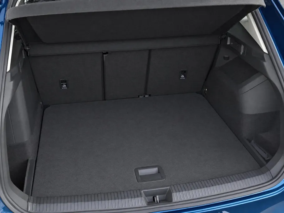Volkswagen Tiguan 1.5eHybrid 204PK Life Edition · Trekhaak · Navigatie · Camera + parkeersensoren · Garantie t/m 10-02-2031 of 100000km.