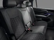 Volkswagen Tayron R-Line Edition 1.5 eHybrid 204 PK 6 versn. DSG · Black Style Pakket · Panoramaschuif-kanteldak · Trekhaak inklapbaar, met elektrische ontgrendeling, incl. aanhangermanoeuvreerhulp Trailer Assist ·