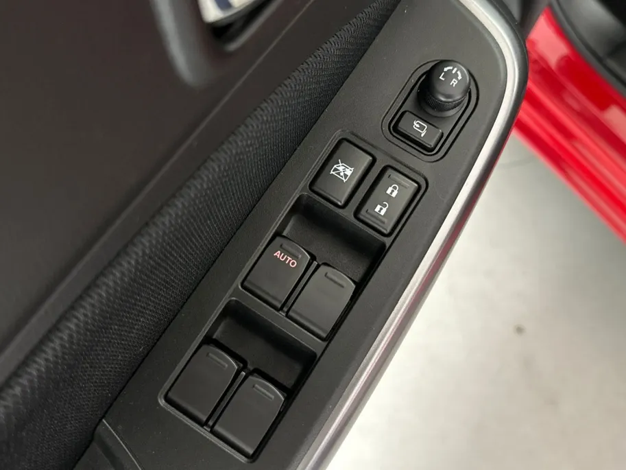 Suzuki Swift 1.2 Style Smart Hybrid CVT Automaat | Navigatie | Adaptieve Cruise Control | Climate Control