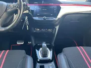 Opel Corsa 1.2 Edition | AUTOMAAT | Carplay | Stoelverwarming | Dodehoek detectie | Climate Control | Draadloze telefoonlader | Parkeercamera