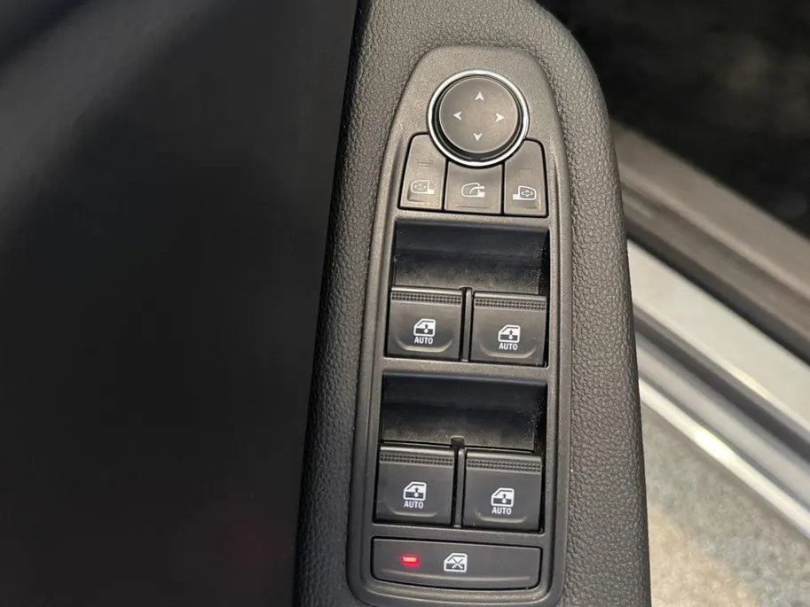 Renault Clio 1.0 TCe 90 GPF evolution *Navi(Carplay)*Airco*Parkeersensoren*Lane Assist*Cruise