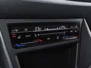 Volkswagen Polo 1.0 TSI 95pk DSG Style · Camera · Apple/Android Car Play · Stoelverwarming · Navigatie · Trekhaak · 16'' Inch ·