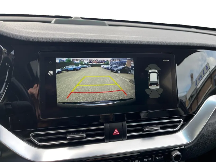 Kia e-Niro ExecutiveLine 64 kWh | Lederen bekleding | Elektrische stoelverstelling | JBL Audio systeem | Stoelventilatie