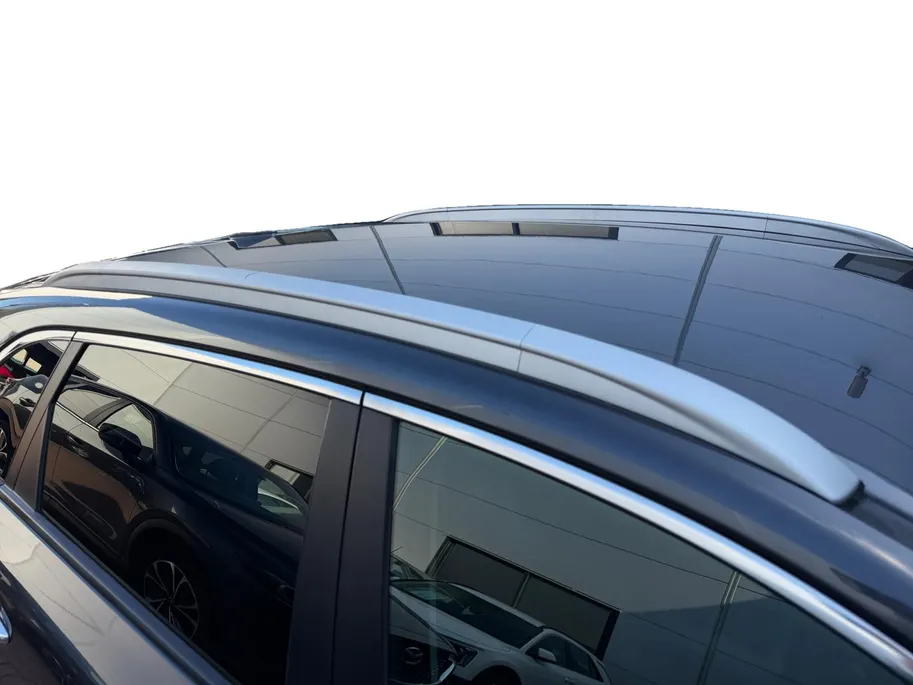 Kia Niro 1.6 GDi Hybrid BusinessLine | Zeer compleet | Stoel & stuurverwarming | Navigatie | Achteruitrijcamera | All-season banden |