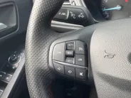 Ford Focus 1.0 EcoBoost Hybrid 125 pk ST Line 5-deurs Navigatie - Apple Carplay/Android Auto - Winter Pack