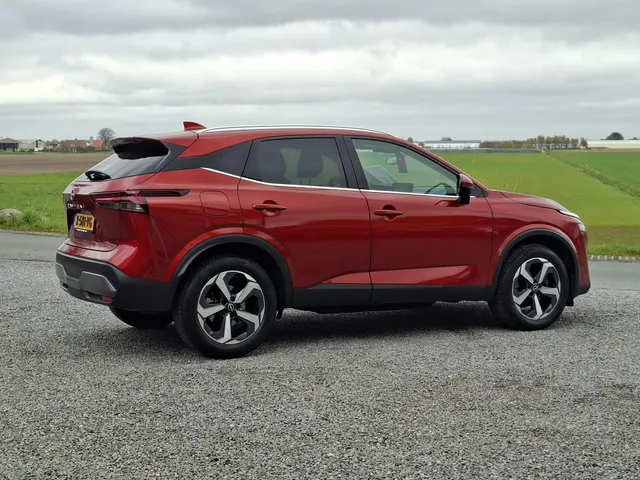 Nissan QASHQAI 1.3 MHEV Xtronic N-Connecta NAVI | PANO DAK | NL-auto | rijklaarprijs !!
