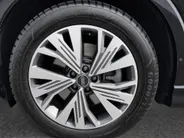 Audi Q4 e-tron 40 Advanced edition 204pk 77 kWh · Leder · Trekhaak · Camera + Parkeersensoren · Apple/Android Car Play · Stoelverwarming ·