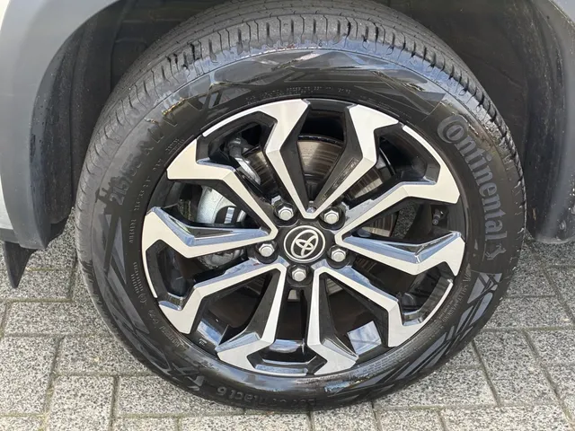 Toyota Yaris Cross 1.5 Hybr 130 Dynamic Comfort Pack | Stoelverw. | PDC V+A | Adapt. Cruise