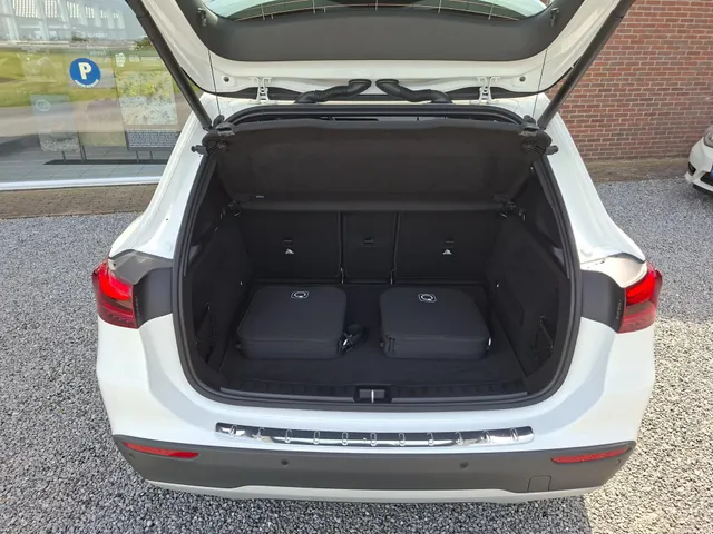 Mercedes-Benz GLA 250 e Business Solution NL-auto | rijklaarprijs !!