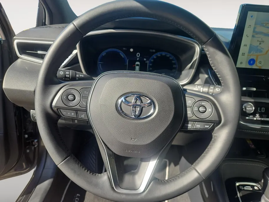 Toyota Corolla Touring Sports Hybrid 140 Dynamic | Carplay | Parkeer Camera | Navigatie | Stoelverwarming | Parkeer sensoren |