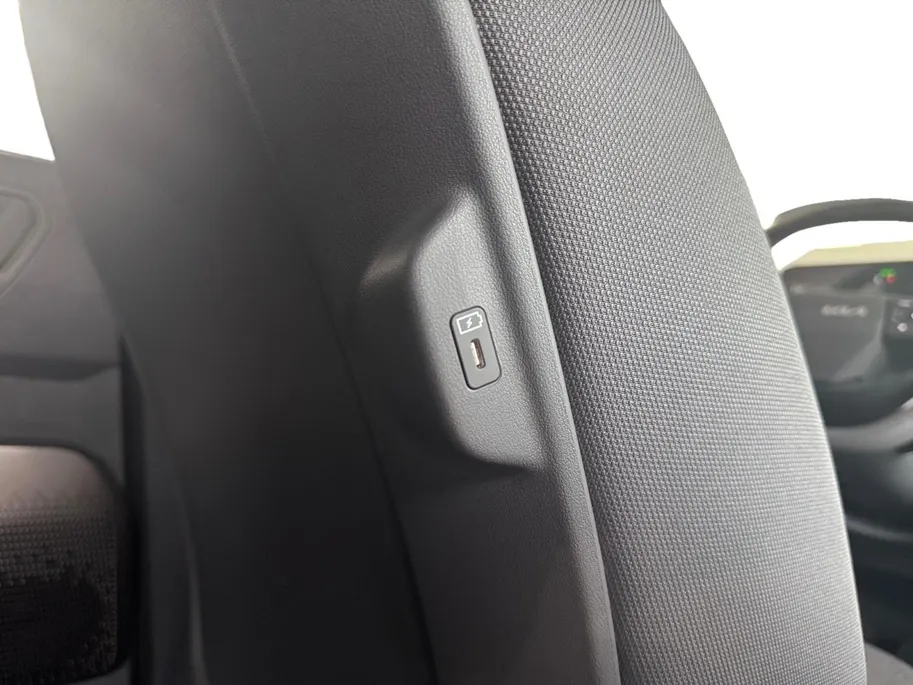 Kia EV2 Air 42.2 kWh 4p. 3000.- inruilkorting | Stoel/Stuurverwarming | Wireless Carplay/Aut
