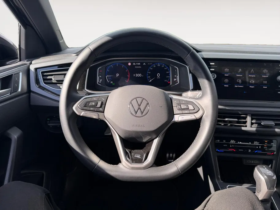 Volkswagen Taigo 1.0 TSi DSG7-autom. R Line | Automaat | Camera | Climate Control | Apple Carplay/Android Auto | Keyless | Sportstoelen | R-line
