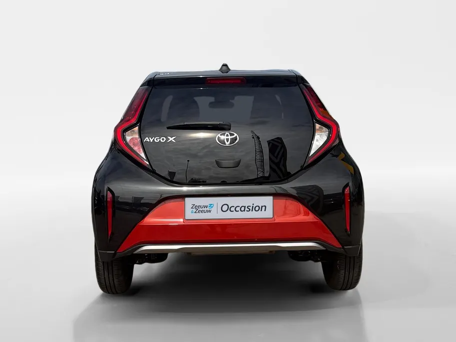 Toyota Aygo X 1.0 VVT-i MT Envy | JBL Speakers | Adaptieve Cruise Control | Camera | Climate Control | Volledig Dealer Onderhouden | 10 Jaar Fabrieksgarantie