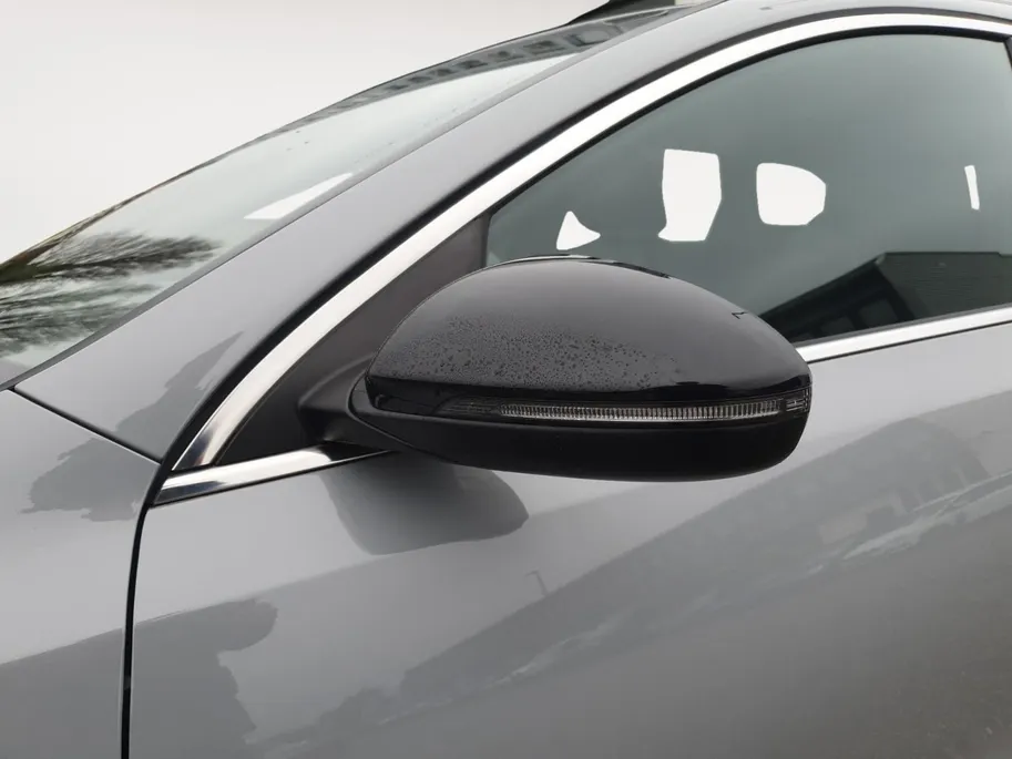Kia Ceed Sportswagon 1.0T MHEV Design Edition | Stoel en stuurverwarming | Dodehoek detectie |  Navigate | Camera | Parkeersensoren voor en achter | Elektrische achterklep | JBL sound |