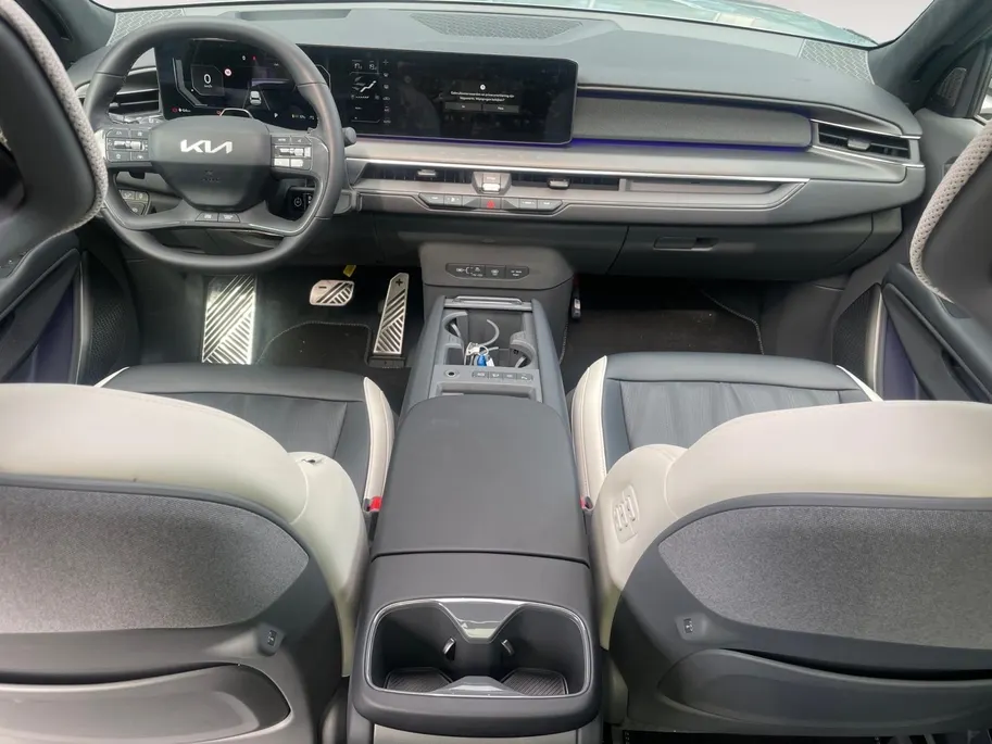 Kia EV9 GT-Line AWD 99.8 kWh | Climate Control | Cruise Control | 7-Zits | Stoelverwarming | Panoramadak | Memory Stoelen | Stoelventilatie |